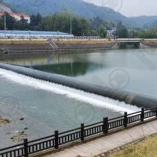 Inflatable Water-Filled Rubber Dam 2 Meters High 106 meters Long